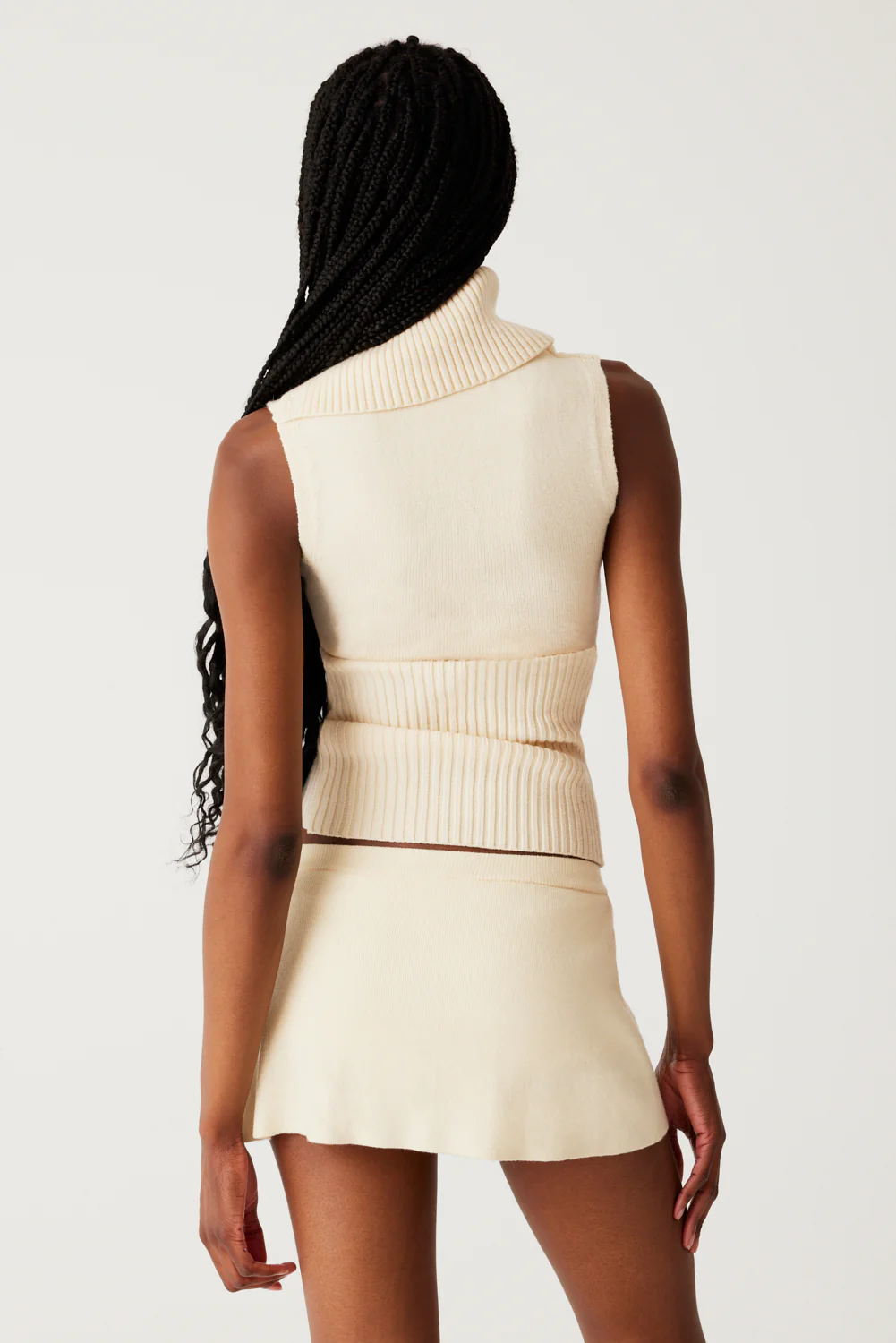 Axel Cable Cloud Knit Sleeveless Sweater - French Vanilla - Image 4
