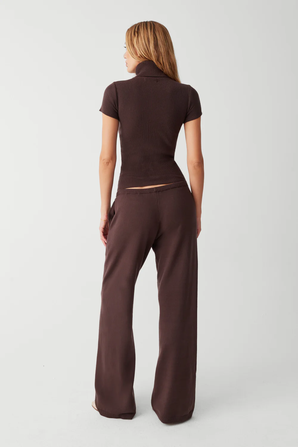 Elle Ribbed Cloud Knit Sweater - Mocha - Image 2